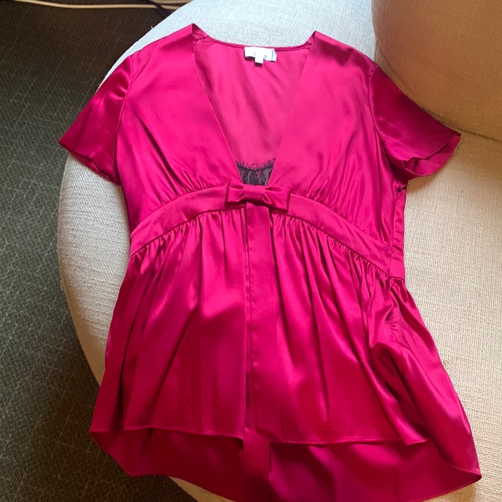Short sleeved red satin blouse